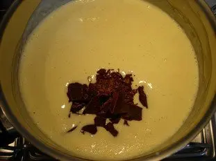 Crème au chocolat qui croustille, mousse à l'Irish coffee