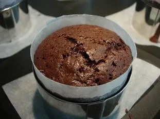 Mi-cuit au chocolat et coulis de framboises : etape 25
