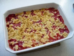 Crumble fraise-rhubarbe : etape 25