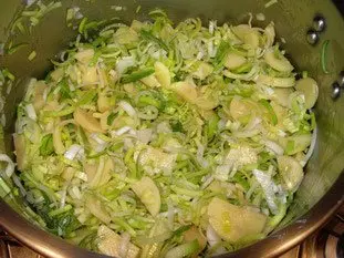 Soupe poireaux-pommes de terre : etape 25