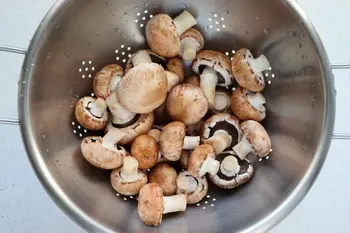 Comment préparer des champignons frais : etape 25