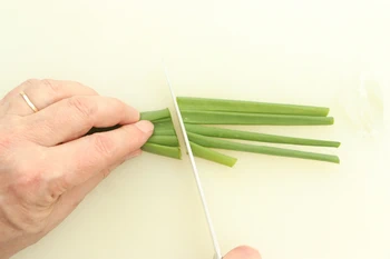 oignon nouveau tiges coupées en 2