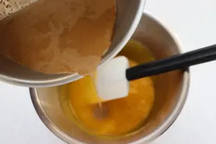 Crème anglaise au café : Photo de l'étape 5