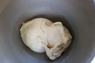 Pâte levée feuilletée (pâte à croissants) : Photo de l'étape 4