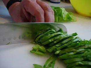 Chiffonnade de salade : Photo de l'étape 5