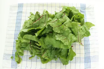Pesto de feuilles de betteraves
