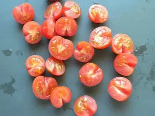 Sauce pesto à la tomate : Photo de l'étape 2