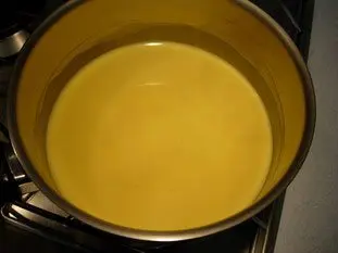 Chaud-froid de pamplemousse-ananas, crème au citron vert : Photo de l'étape 2
