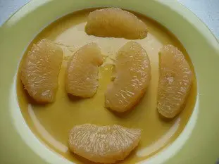 Chaud-froid de pamplemousse-ananas, crème au citron vert : Photo de l'étape 5