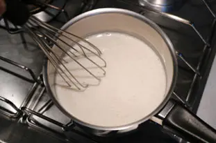 Panna cotta prunes et amandes : Photo de l'étape 3
