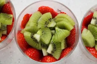 Verrines fraises-kiwis crème de mascarpone : Photo de l'étape 7