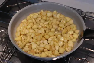 Petits flans aux pommes caramélisées