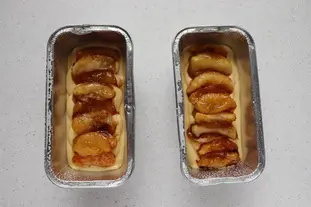 Biscuit moelleux aux pommes caramélisées