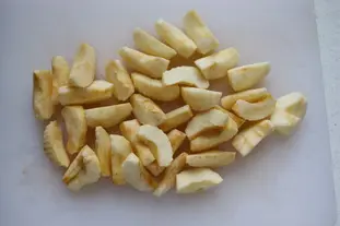 Biscuit moelleux aux pommes caramélisées : Photo de l'étape 7