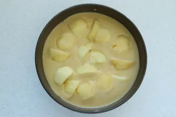 Gâteau aux pommes caramélisées d'Antoinette