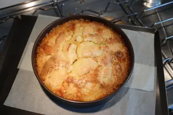 Gâteau aux pommes caramélisées d'Antoinette
