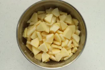 Gâteau madeleine aux pommes : Étape 1