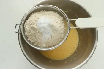 Gâteau madeleine aux pommes : Étape 5