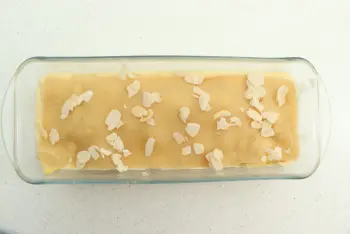 Gateau moelleux aux pommes et aux amandes : Étape 14
