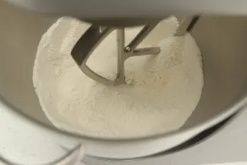 Gateau moelleux aux pommes et aux amandes : Étape 2