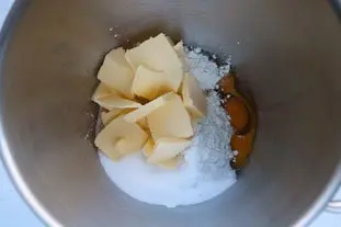 Gâteau renversé aux pommes caramélisées : Photo de l'étape 2