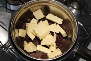 Fondants au chocolat et noisettes : Photo de l'étape 4