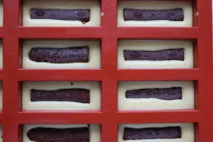 Petits biscuits fourrés chocolat et noisettes : Photo de l'étape 6