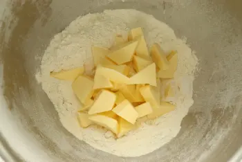 Tarte sablée aux abricots doux et romarin : Photo de l'étape 26