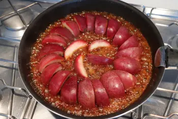 Tarte tatin boulangère aux nectarines de vigne : Photo de l'étape 26