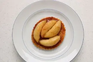 Tartelettes fines aux pêches caramélisées : Photo de l'étape 7