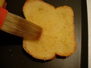 Tranches de brioche à la crème d'amandes : Photo de l'étape 3