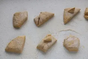 Chaussons briochés pommes-cassis : Photo de l'étape 1