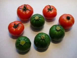 Tomates et courgettes farcies : Photo de l'étape 1