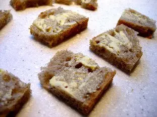 Oeufs brouillés, pain toasté et épinards frais : Photo de l'étape 2