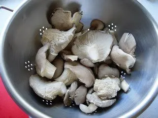 Poêlée de champignons, oignons nouveaux et jambon cru : Photo de l'étape 1