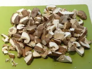 Emincé de poulet champignons-brocolis : Photo de l'étape 2