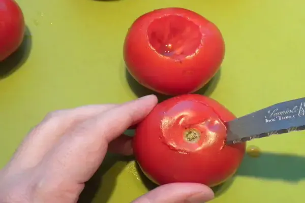 Oeufs aux tomates