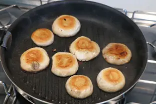 Têtes de champignons aux rillettes : etape 25