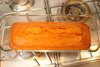 Cake tomate, moutarde et thon