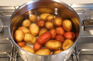 Mini-fondue de Mont d'or et pommes de terre : Photo de l'étape 2