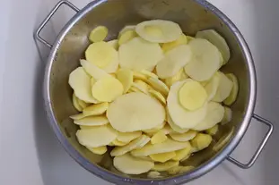 Pommes de terre bourguignonnes : Photo de l'étape 1