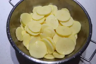 Gratin de pommes de terre charcutier : Photo de l'étape 1