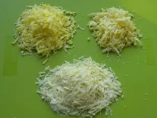 Emincé de chou-fleur aux 3 fromages : Photo de l'étape 1