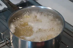 Gratin de pâtes à la mozzarella : Photo de l'étape 2