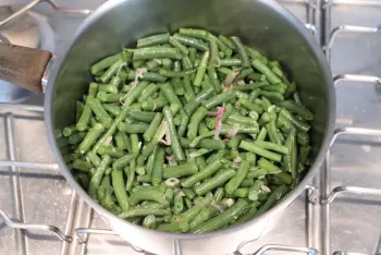 Haricots verts à la crème feta et basilic