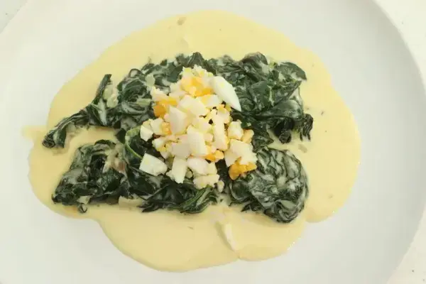 Épinards à la crème aux deux fromages