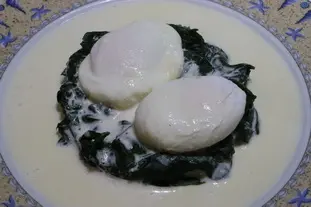 Oeufs pochés aux épinards et lait de Comté : Photo de l'étape 9