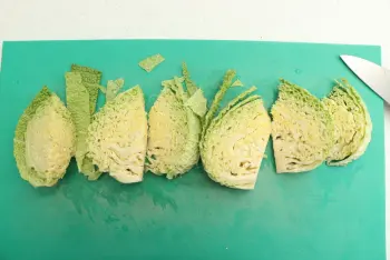 Omelette au chou et jambon : Étape 1