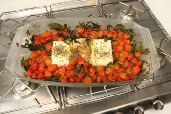 Pâtes à la feta, saumon, tomates cerises et épinards d'Erika : Étape 8