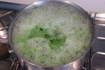 Riz sauté aux navets et petits pois nouveaux